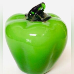 Green Pepper Paperweight Art Glass Hand Blown Figurine